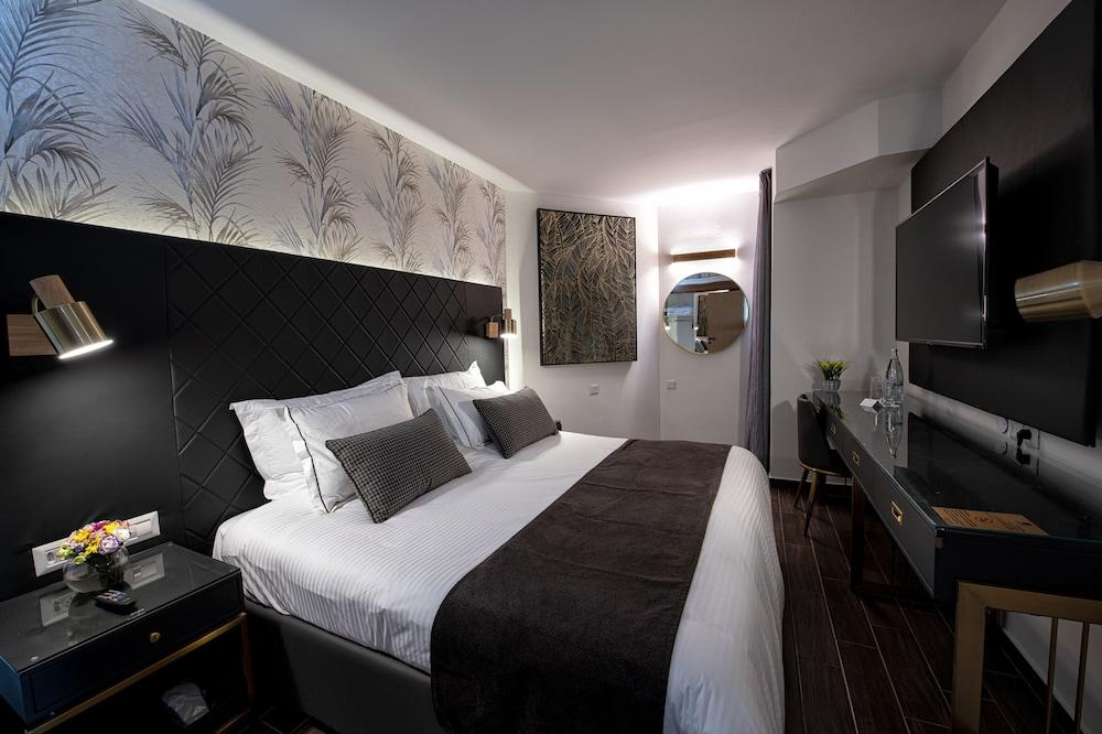 Eve By Adam Hotel 3*